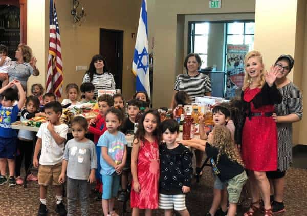 חוגגים ראש השנה "בשמחה": תלמידי ואלי לוס אנג'לס ביוזמה מעוררת השראה