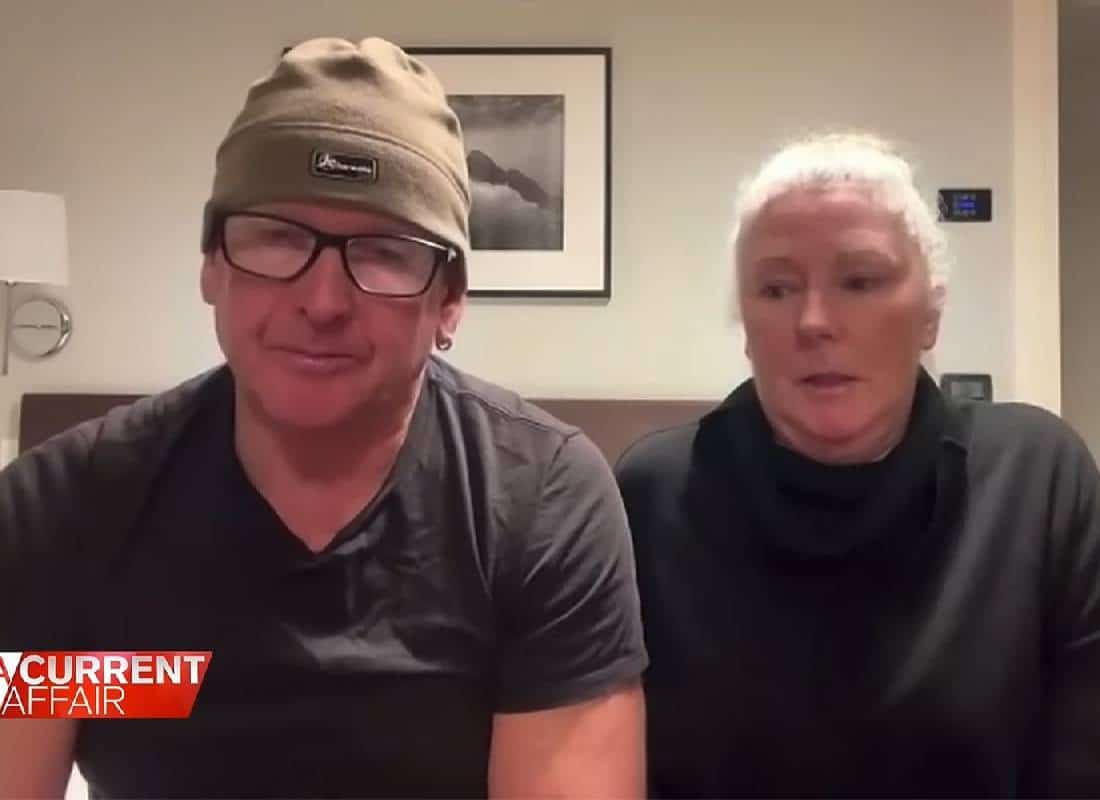 "שעות ארוכות לצד המוות": זוג נאלץ לשבת ליד גופה במשך 4 שעות לאחר שנוסעת נפטרה באמצע טיסה