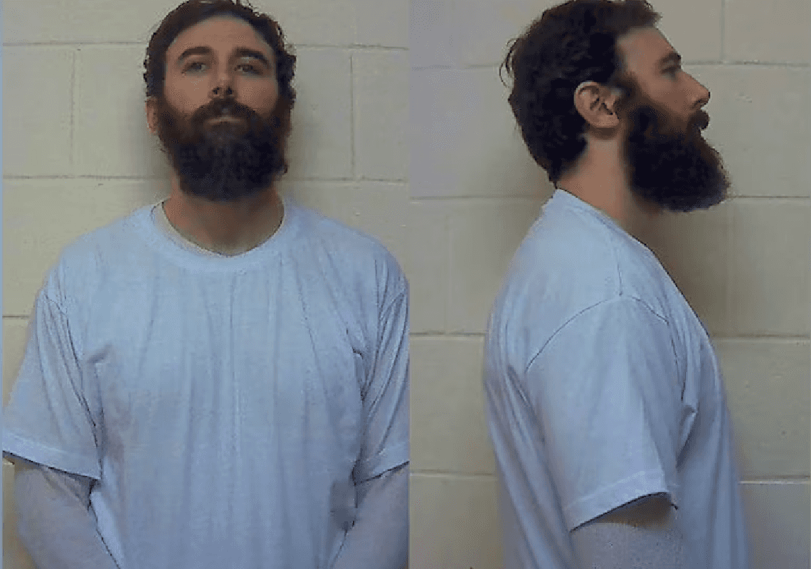 מצוד אחר אסיר שנמלט מבית הכלא דרך מערכת האוורור: "יש להתייחס אליו כמסוכן"