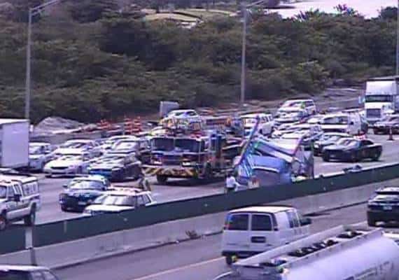 דרום פלורידה: תאונת משאית שיבשה את התנועה בכביש 95
