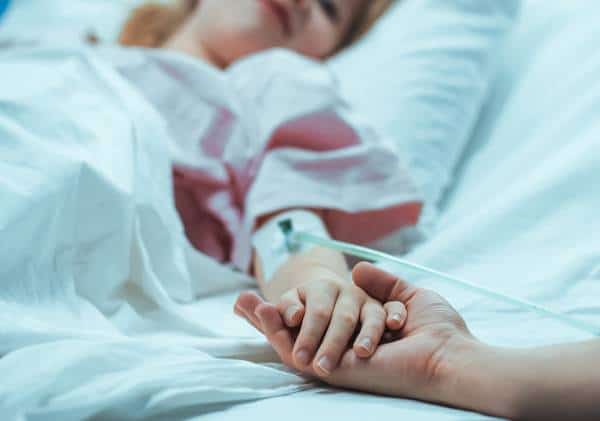 "הסיוט של כל הורה": עלייה מדאיגה בדיווחים אודות תסמונת מסתורית ונדירה הפוגעת בילדים