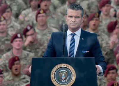 מתיחות קיצונית במזרח התיכון: ארה"ב מפנה משפחות חיילים ועובדי שגרירויות ברחבי האזור