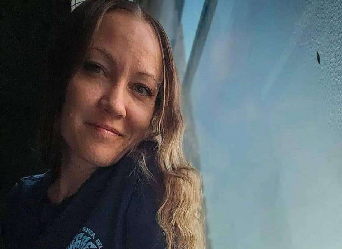 טרגדיה בשדה התעופה: צלמת נהרגה מפגיעת מדחף מטוס בזמן צילום 