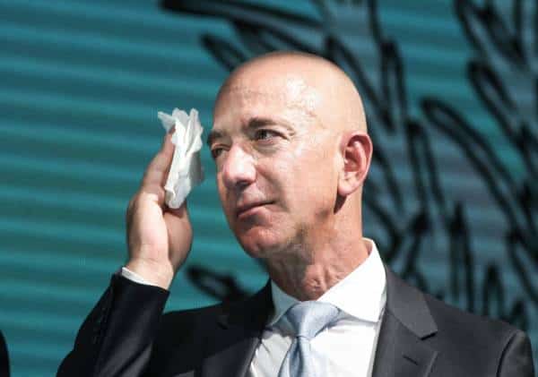 הרוויח 12.8 מיליארד דולר בדקות: ג'ף בזוס חוגג רבעון מטורף