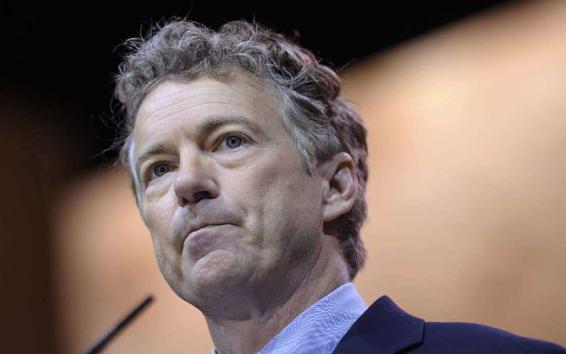 "אוקראינה לא דמוקרטיה, זלנסקי המושחת בא להתחנן שוב פעם לעוד כסף, ונמאס לי": הסנאטור ראנד פול עולה למתקפה חריפה