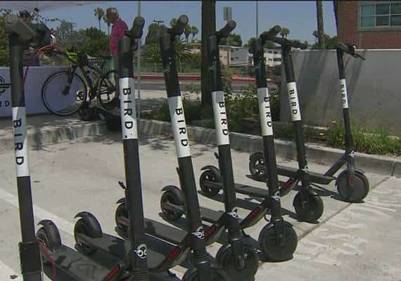 שירות הקורקינטים החשמליים השיתופי מתקרב ללוס אנג'לס: האם זה לא מסוכן מדי?