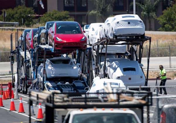 פספסה יעדים והוזילה מחירים: טסלה פתחה את 2019 ברגל שמאל