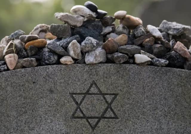 ניו יורק: הצעה חדשה תחייב מוסדות במדינה לפנות לארגונים יהודיים בנושא קבורה